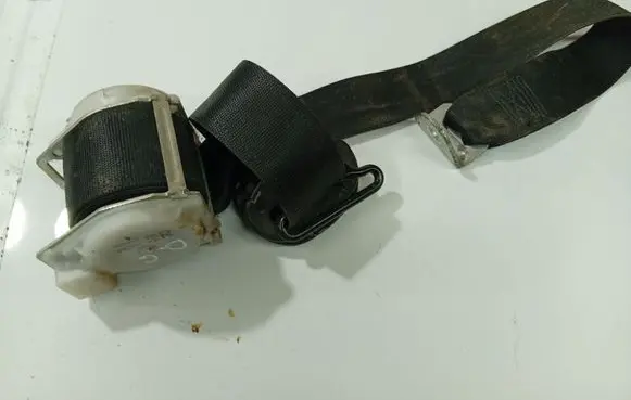 Opel Zafira A Rear seatbelt 