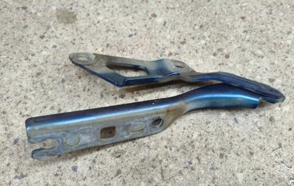 Volkswagen Tiguan Allspace Engine bonnet/hood hinges 5NN823302