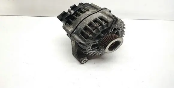 BMW 1 E81 E87 Generator/alternator 7802261