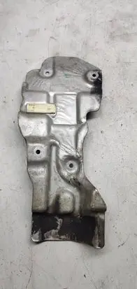 Volvo XC90 Heat shield in engine bay 31437711 R14MA