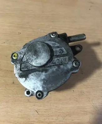 Mercedes-Benz R W251 Vacuum pump A6422300165