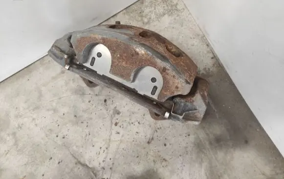Ford Explorer V Front brake caliper DG132B294