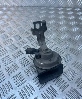 Volkswagen PASSAT B8 Horn signal 3Q0951221 3G0951182