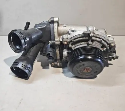 Mercedes-Benz E W213 Water pump A6542000001