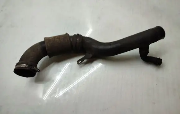 Land Rover Range Rover Sport L320 Intercooler hose/pipe AH229F876BB