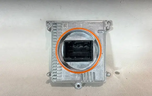 Skoda Octavia Mk4 LED ballast control module 992941572AG