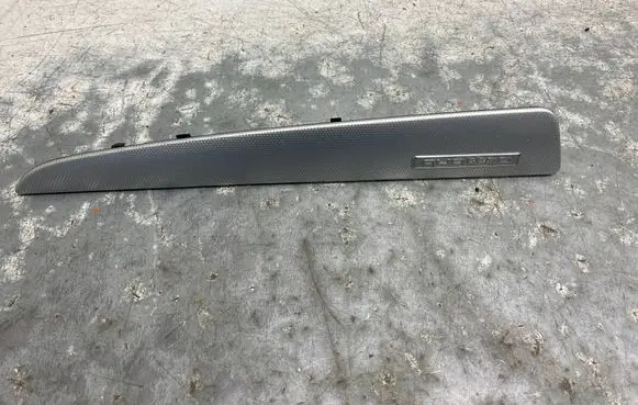 Audi Q5 SQ5 Dashboard glove box trim 8R1853190-QP8 8R1853190