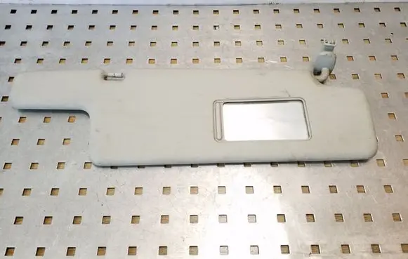 Sun visor