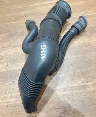 BMW 5 E39 Air intake duct part 7786221