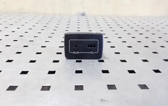 Fiat Ducato AUX in-socket connector D532 TECVOX