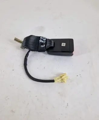 Isuzu D-Max Rear seatbelt buckle 2084135