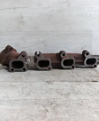Ram 1500 Exhaust manifold 68365738AA