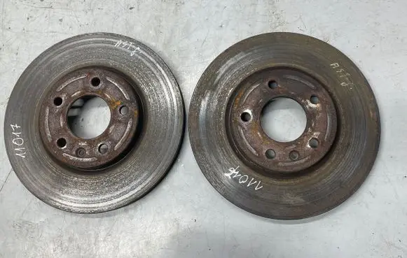 Opel Astra J Front brake disc 95182402 95527031