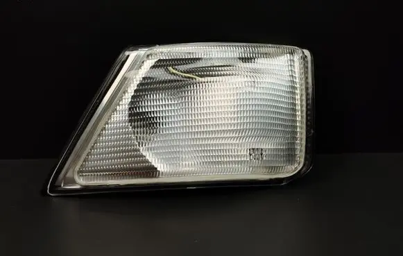 Front indicator light