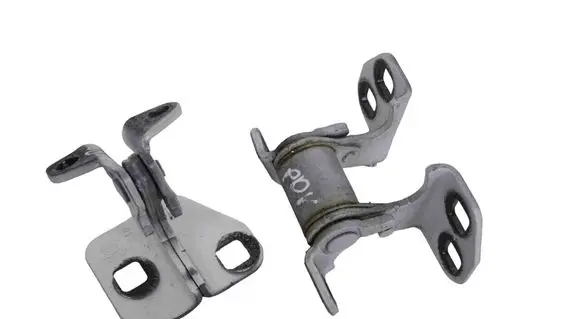 Infiniti M Y51 Front door upper hinge