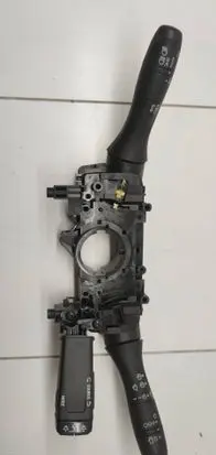 Renault Clio V A set of switches 255678 10507888