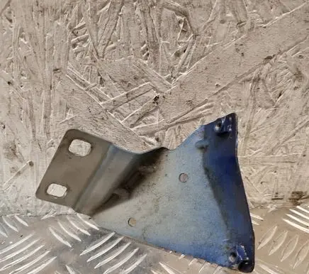 Seat Leon (5F) Fender mounting bracket 5F0821183B