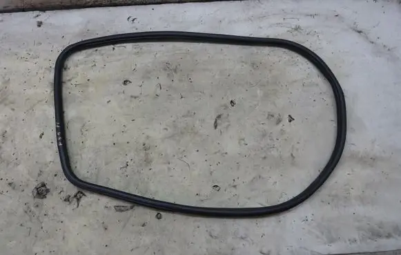 Mini One - Cooper F56 F55 Rubber seal rear door GMAUTO4574097