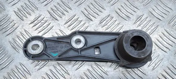 Cadillac XT6 Muffler mount bracket/holder 84697276