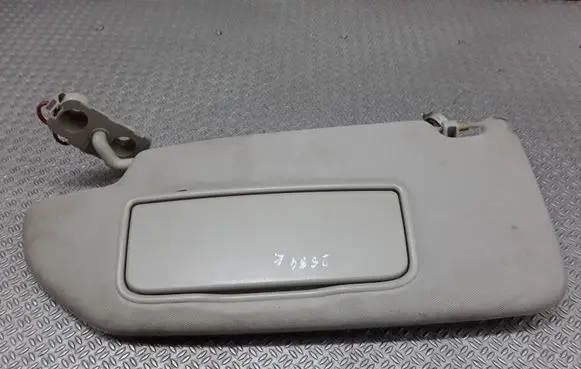 Volvo XC90 Sun visor