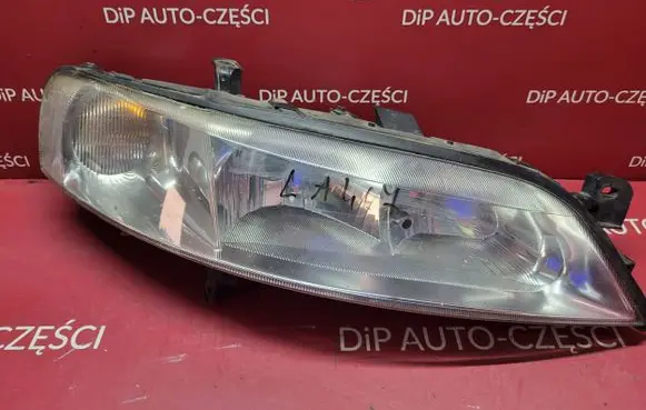 Opel Zafira B Headlight/headlamp 39340508