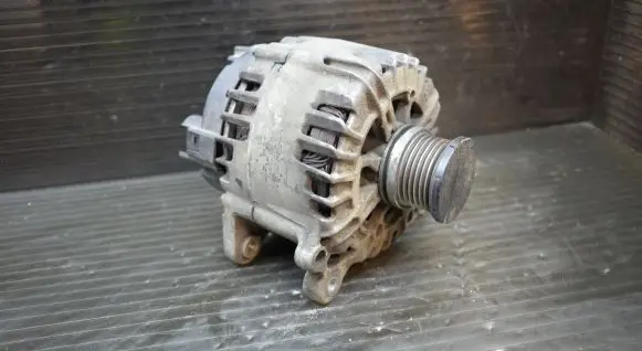 Audi A4 S4 B8 8K Generator/alternator 03G903016G