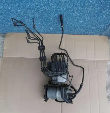 Volkswagen Transporter - Caravelle T4 ABS Pump 7D0614111D