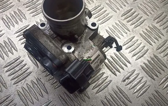 Renault Laguna III Throttle valve position sensor 8200987453