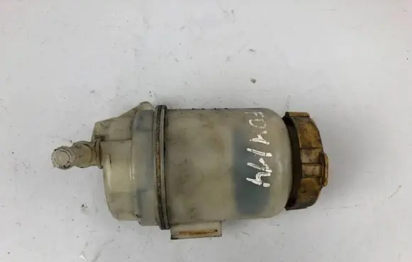 Subaru Forester SG Power steering fluid tank/reservoir