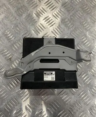 Toyota Auris E180 Battery control module 89681-02030