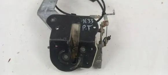Honda Odyssey Rear door lock