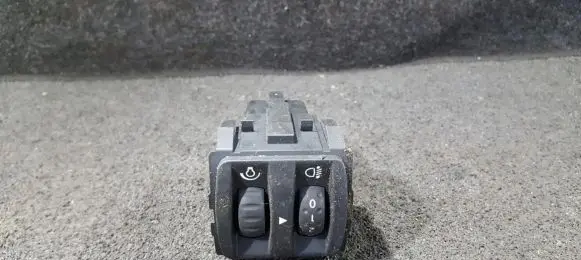 Renault Megane II Headlight level height control switch 8200121805B 88020005