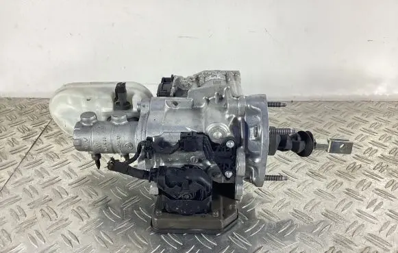 Master brake cylinder