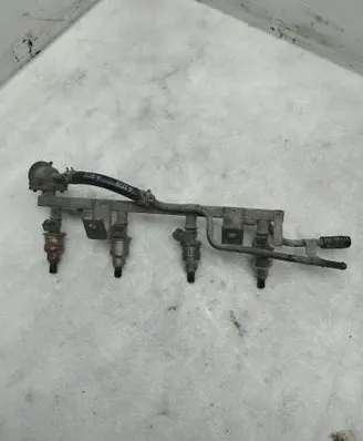 Mazda 323 F Fuel injectors set 
