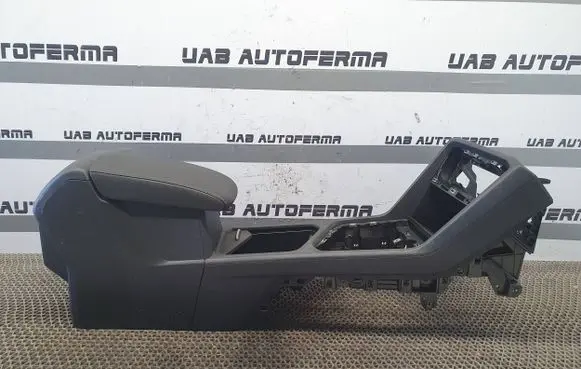 Volkswagen Tiguan Center console 5NC863241A