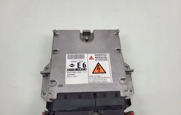 Nissan Primera Engine control unit/module 5800318