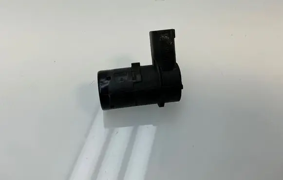 BMW 5 E60 E61 Parking PDC sensor 6989070