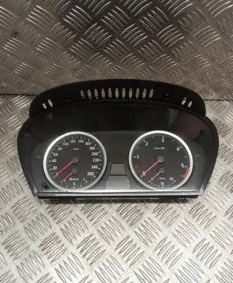 BMW 5 E60 E61 Speedometer (instrument cluster) 6945633
