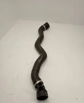 BMW 7 G11 G12 Engine coolant pipe/hose 8572905