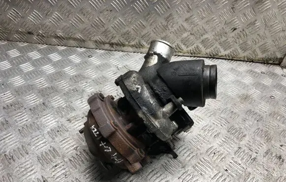 Audi A4 S4 B7 8E 8H Turbo 059145721E 761963