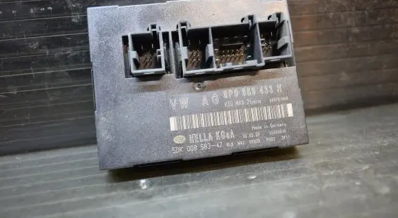 Audi A3 S3 8P Comfort/convenience module 8P0959433H