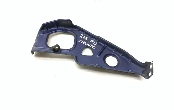 Maserati Quattroporte Headlight/headlamp mounting bracket