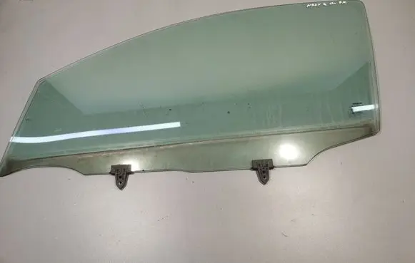 Nissan Qashqai Front door window glass four-door 43R001582