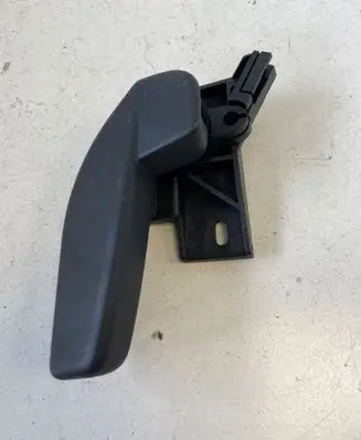 Skoda Octavia Mk3 (5E) Engine bonnet (hood) release handle 6r1823633