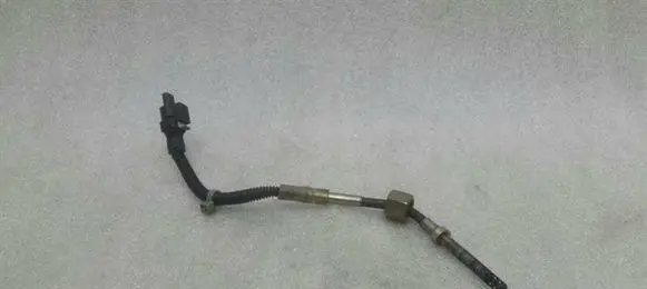 Mercedes-Benz S W221 Exhaust gas temperature sensor A0019051100