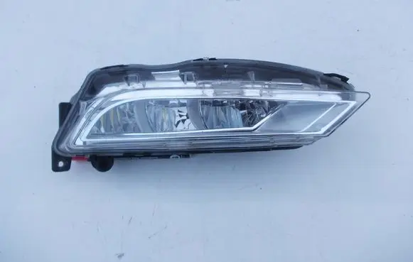 Seat Leon IV Front fog light 5F0941702C 1ND01299602