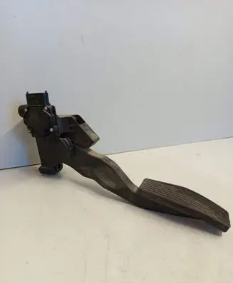 Opel Zafira A Accelerator throttle pedal 18704062 0281002298 90581208AQ