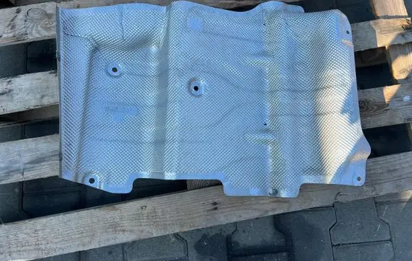 Mercedes-Benz C W205 Heat shield in engine bay 