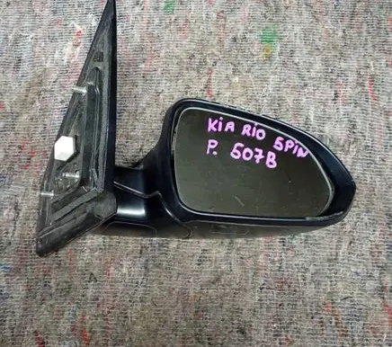 KIA Rio Front door electric wing mirror 