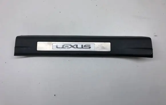 Lexus RX 330 - 350 - 400H Rear sill trim cover 6794048020 6791848030